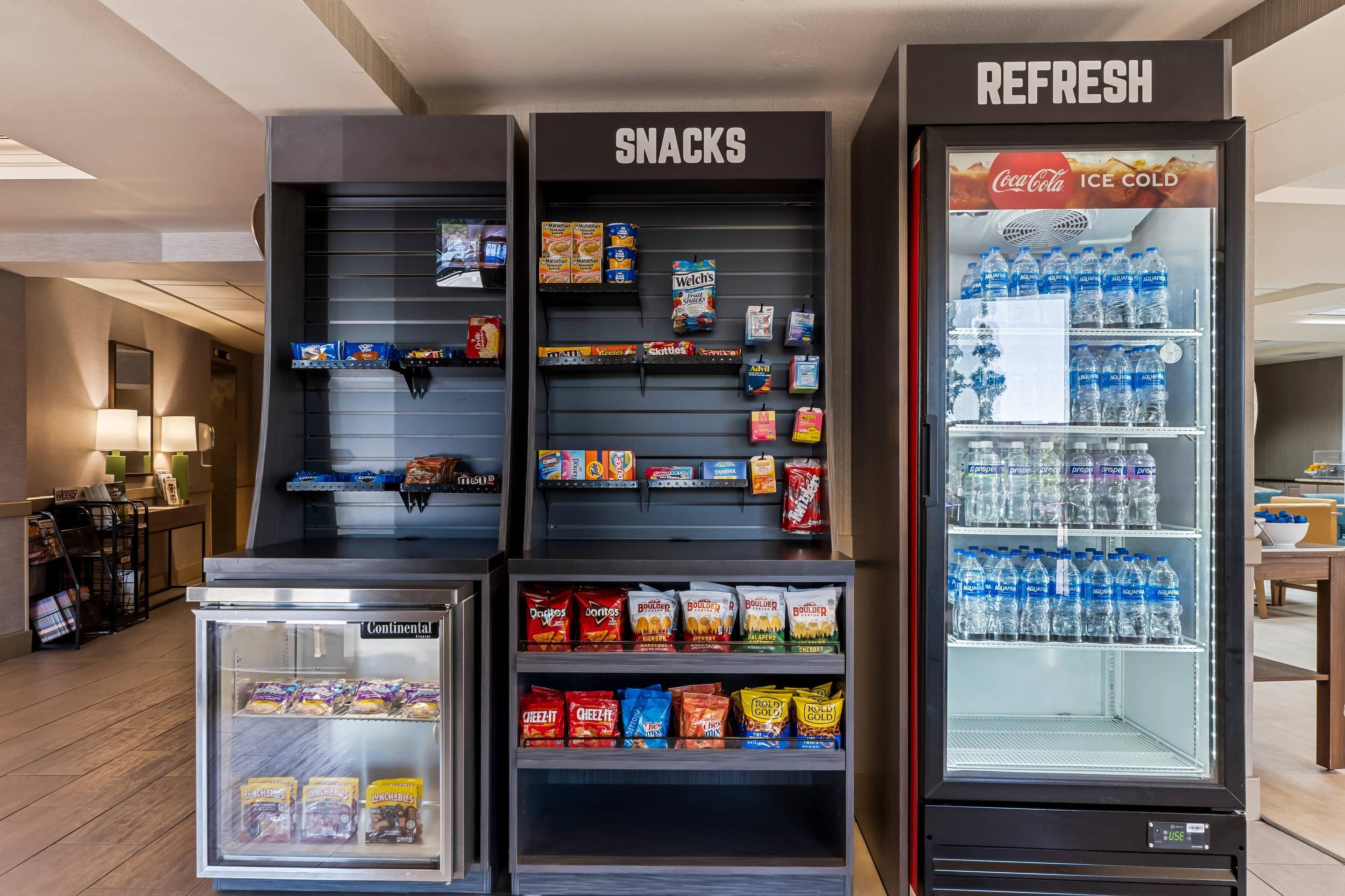 Hotel vending area | Comfort Inn & Suites Boulder