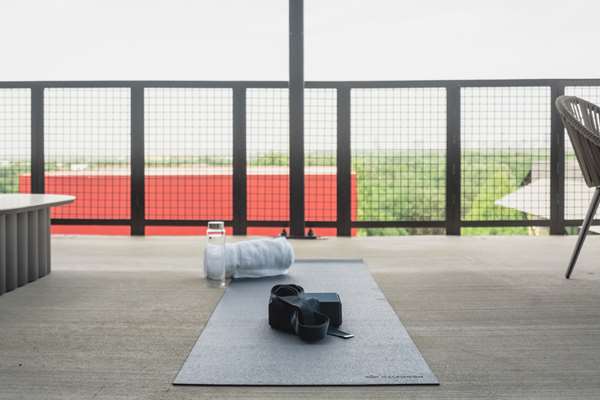  - Origin Hotel Central Austin - I-35, Exit 237 A&B