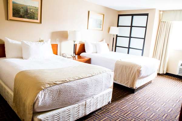  - Wyndham Garden Hotel Medicine Hat