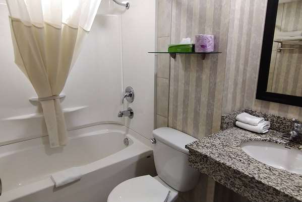  - Wyndham Garden Hotel Medicine Hat
