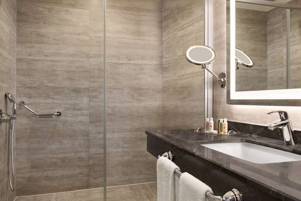 TRYP BY WYNDHAM ISTANBUL SISLI HOTE-guestroom-Guest Room,Bathroom,On-Site.jpg