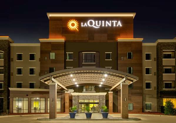 Exterior view - La Quinta Inn & Suites Southwest Lubbock