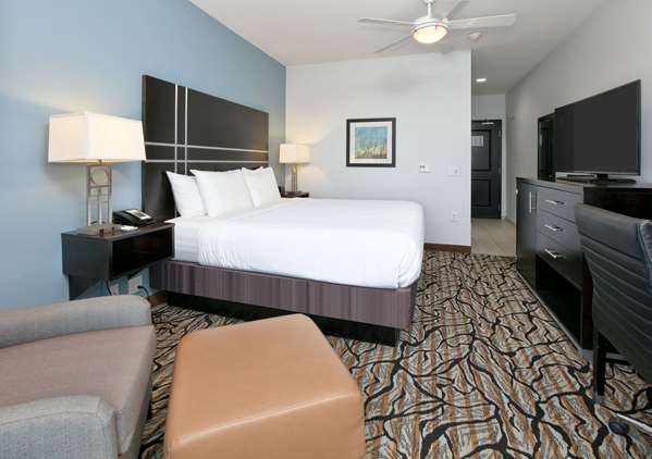  - La Quinta Inn & Suites Southwest Lubbock