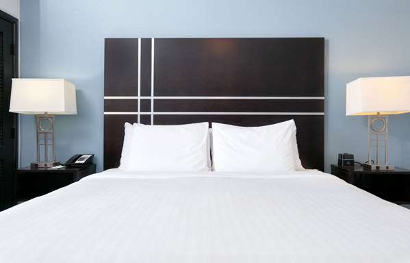  - La Quinta Inn & Suites Southwest Lubbock