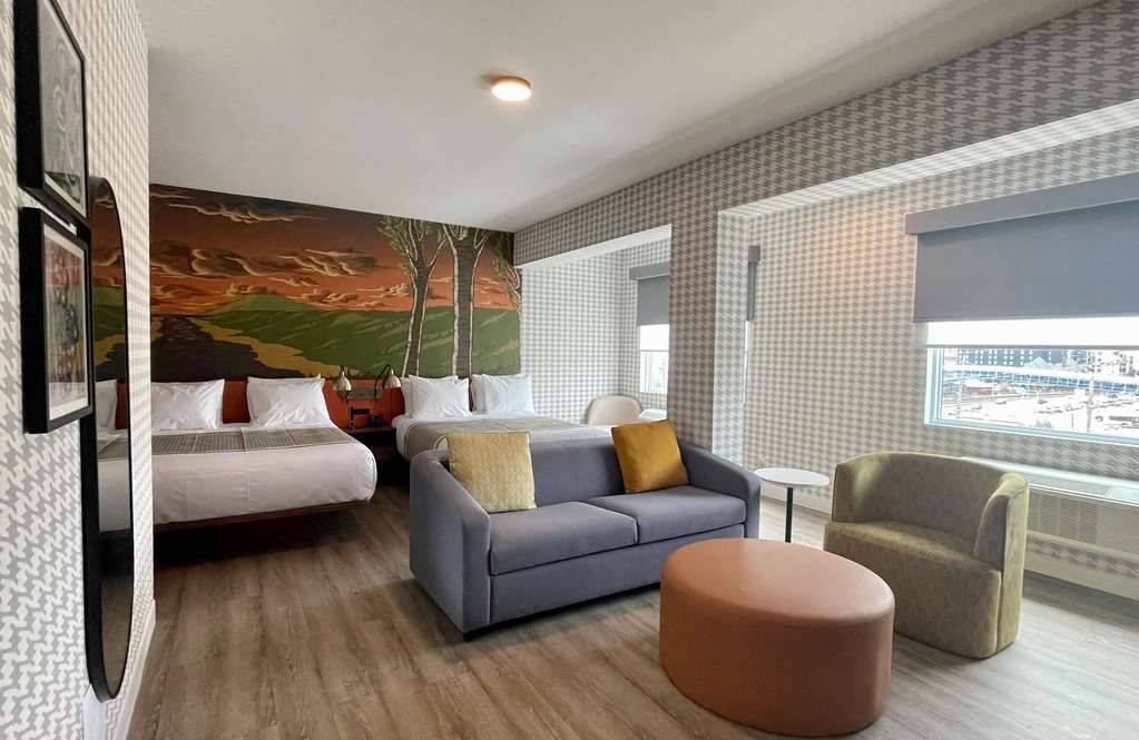 Superior Shores Hotel, BW Signature Collection-guestroom-Guest Room,On-Site.jpg