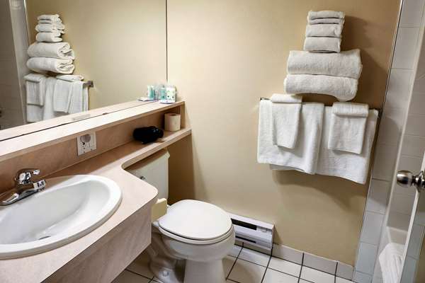  - Quality Inn & Suites Clearwater