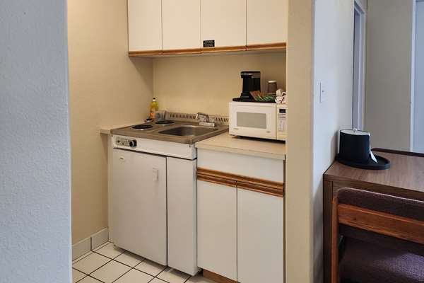  - Quality Inn & Suites Clearwater