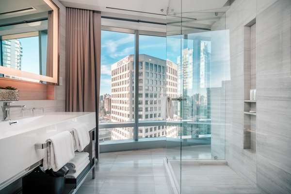  - Paradox Hotel West End Vancouver