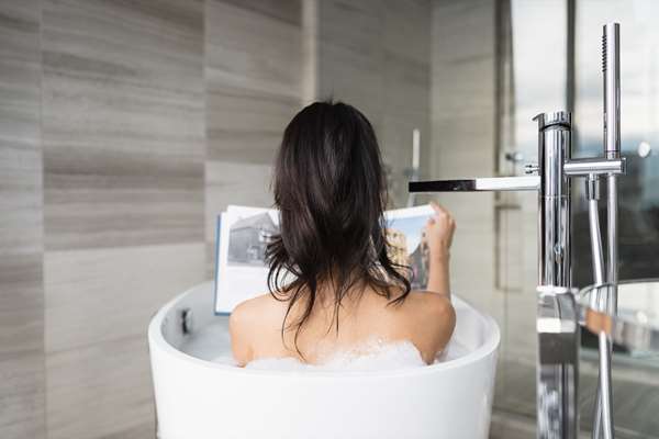  - Paradox Hotel West End Vancouver