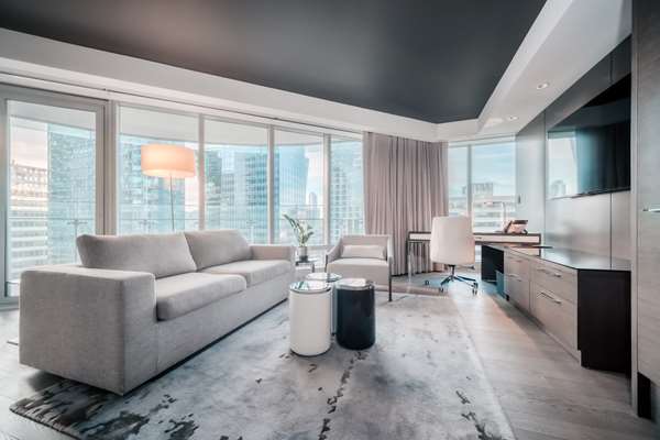 Suite - Paradox Hotel West End Vancouver