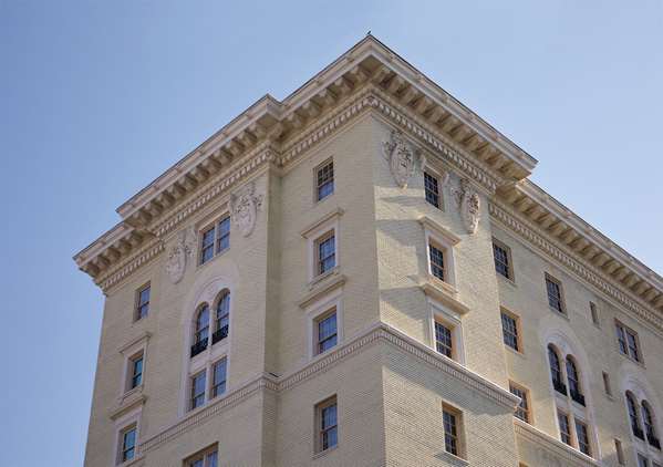 Exterior view - Hotel Ulysses Mount Vernon Baltimore - I-83, Exit 3
