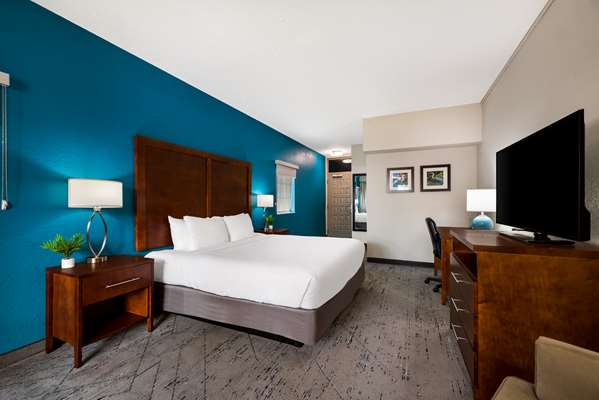  - SureStay Plus Hotel by Best Western The Villages Lady Lake