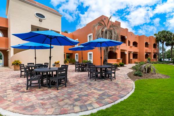 Exterior view - SureStay Plus Hotel by Best Western The Villages Lady Lake