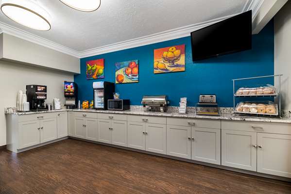 Amenities - SureStay Plus Hotel by Best Western The Villages Lady Lake