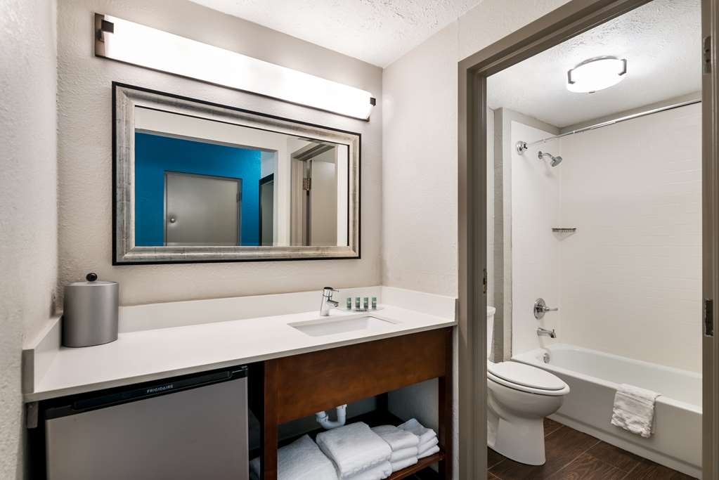 SureStay Plus by Best Western The Villages-guestroom-Guest Room,Bathroom,On-Site.jpg