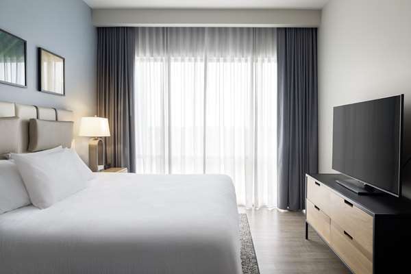  - Embassy Suites Bowling Green