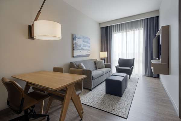  - Embassy Suites Bowling Green