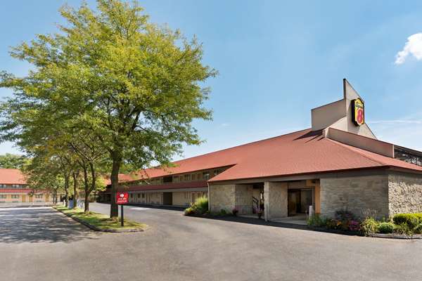 Exterior view - Super 8 Motel Findlay - I-75, Exit 159