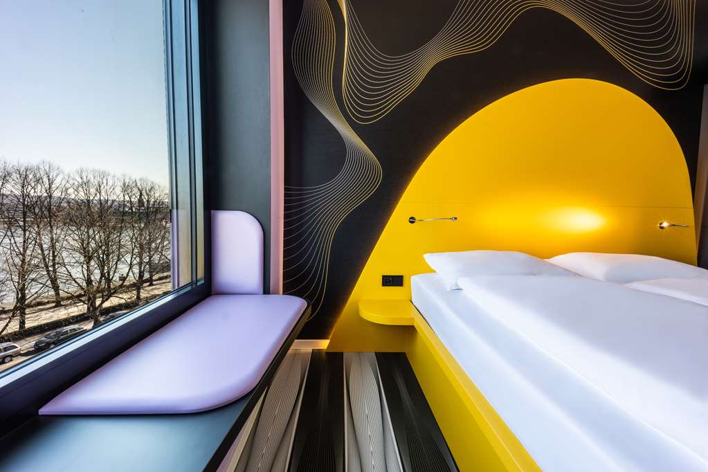 PRIZE BY RADISSON, BONN CITY-guestroom-Guest Room,On-Site,Property Amenity.jpg