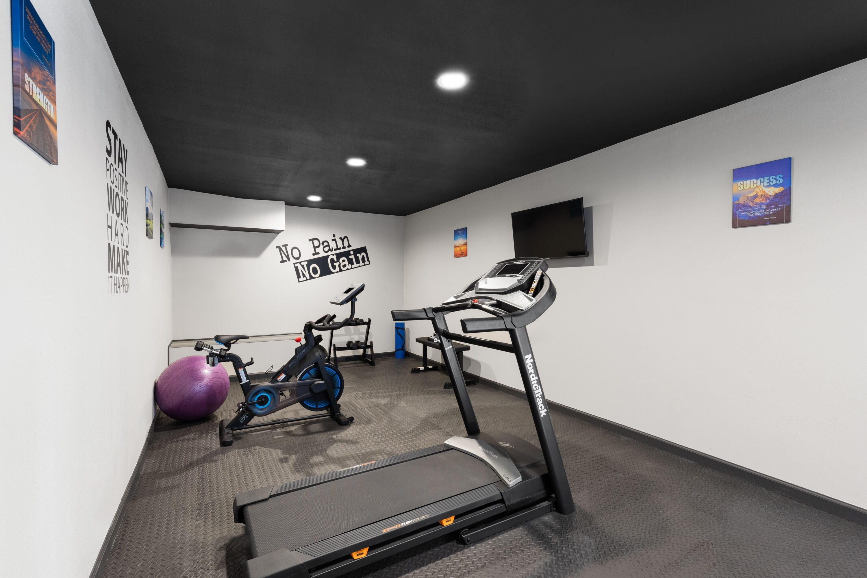 Health club fitness center gym | Baymont by Wyndham Dothan