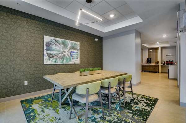  - Best Western Plus Hotel Grand Rapids MN