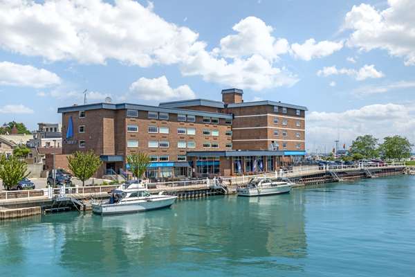 Exterior view - Harborview Hotel Port Washington