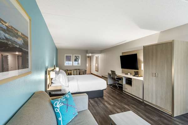  - Harborview Hotel Port Washington