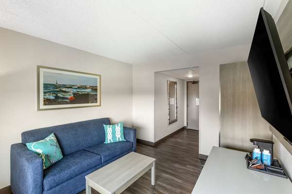 Suite - Harborview Hotel Port Washington