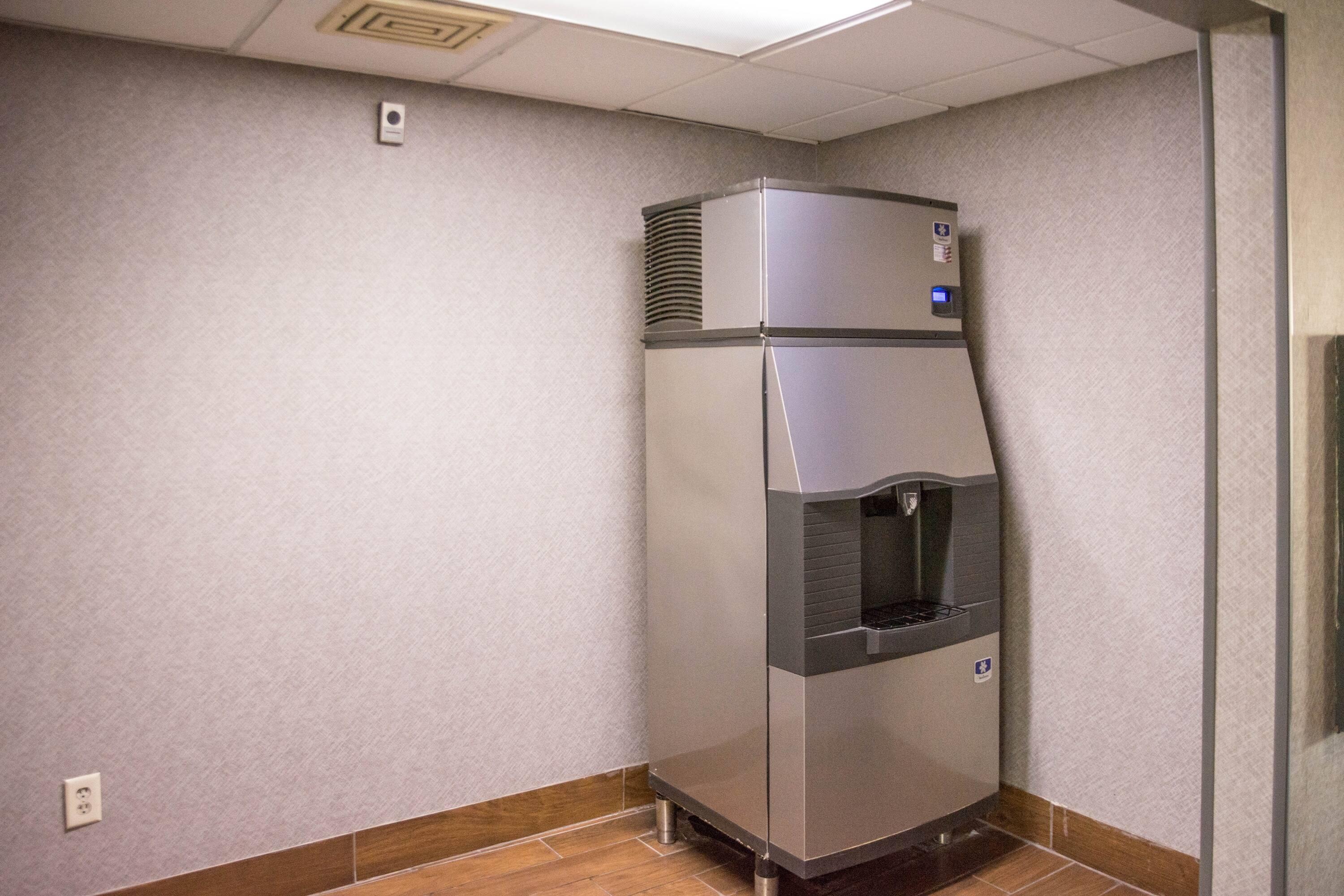 Property amenity | La Quinta Inn & Suites by Wyndham Fayetteville I-95