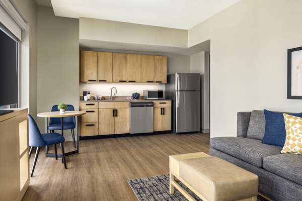 Suite - Hyatt Place Hotel Oceanfront Virginia Beach