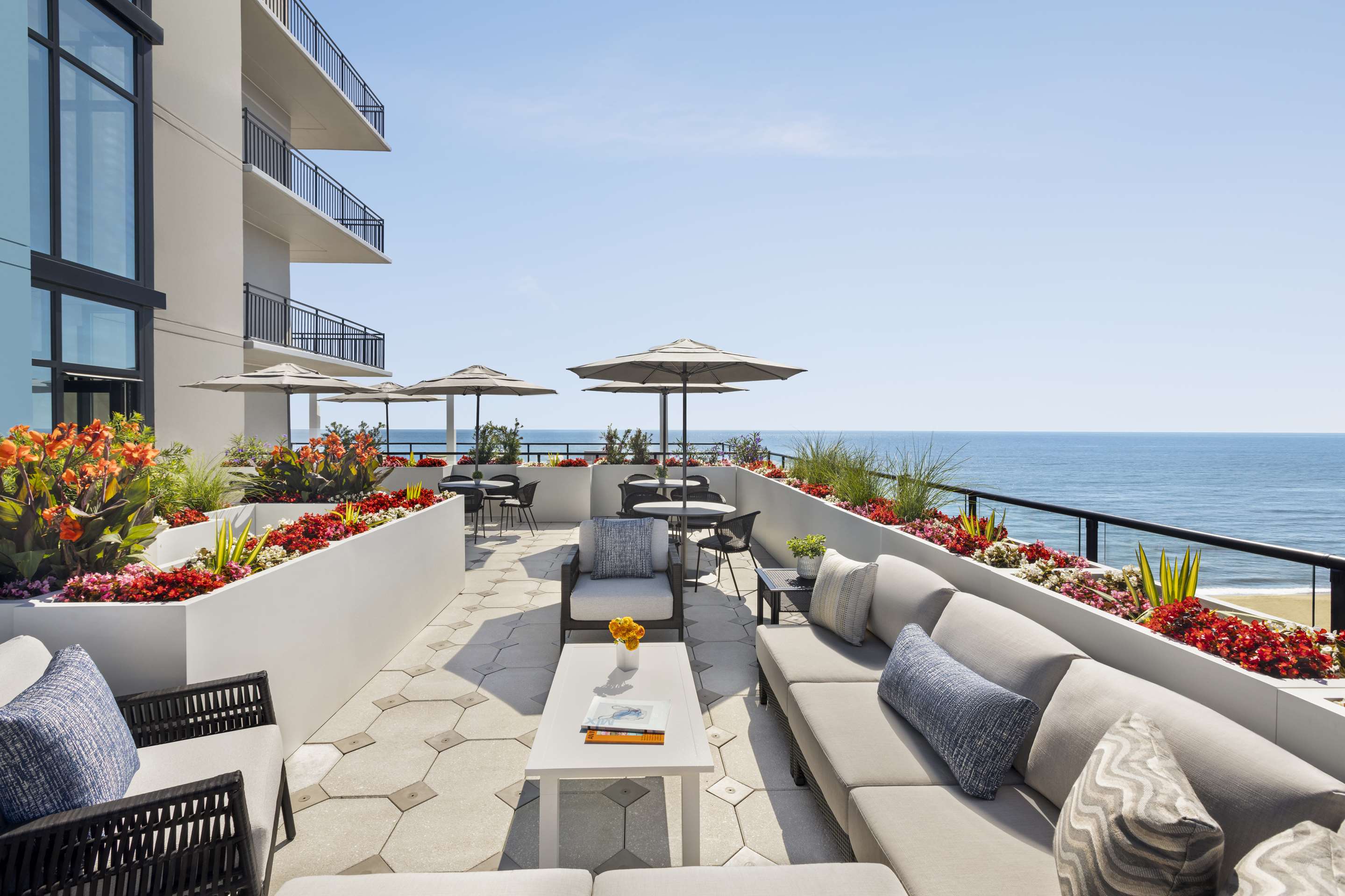 Patio Terrace | Marriott Virginia Beach Oceanfront Resort