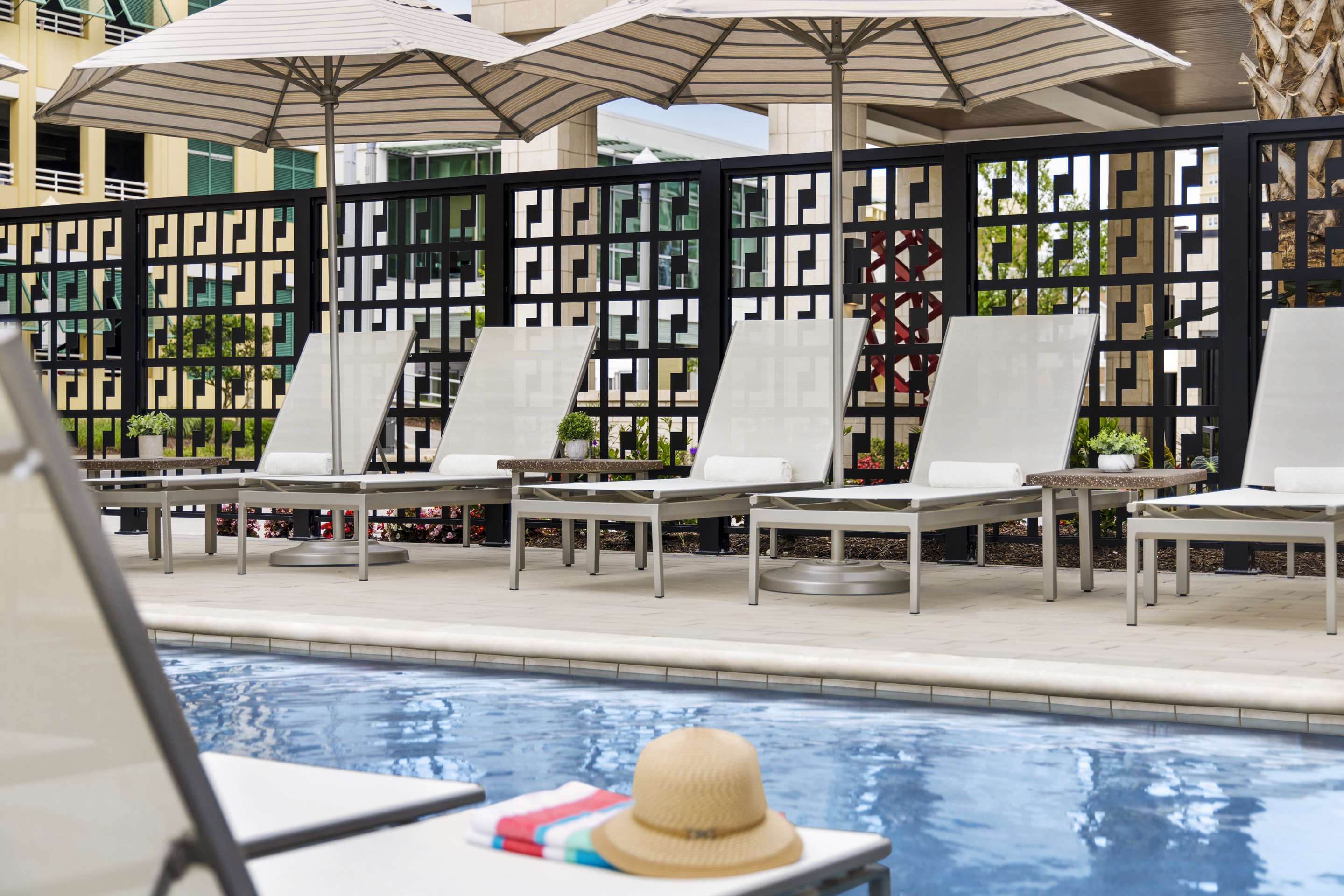 Pool | Marriott Virginia Beach Oceanfront Resort