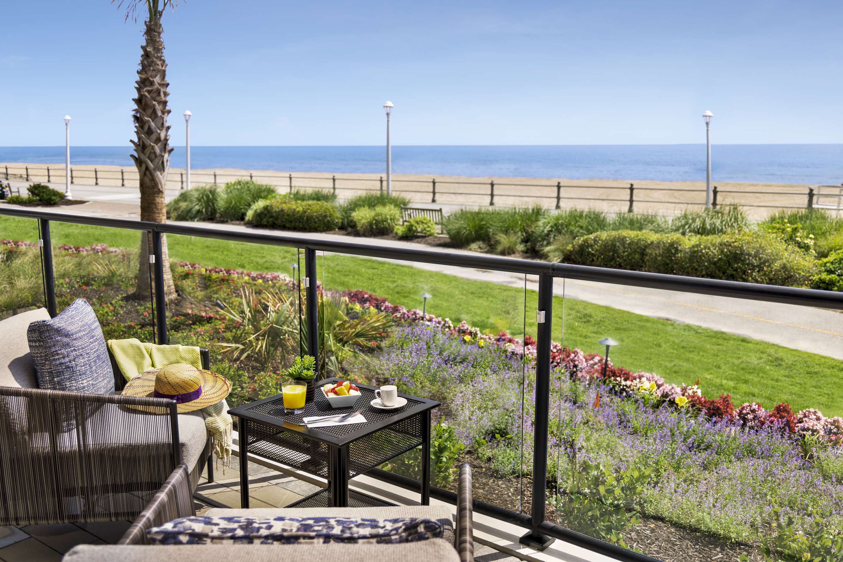Patio Terrace | Marriott Virginia Beach Oceanfront Resort