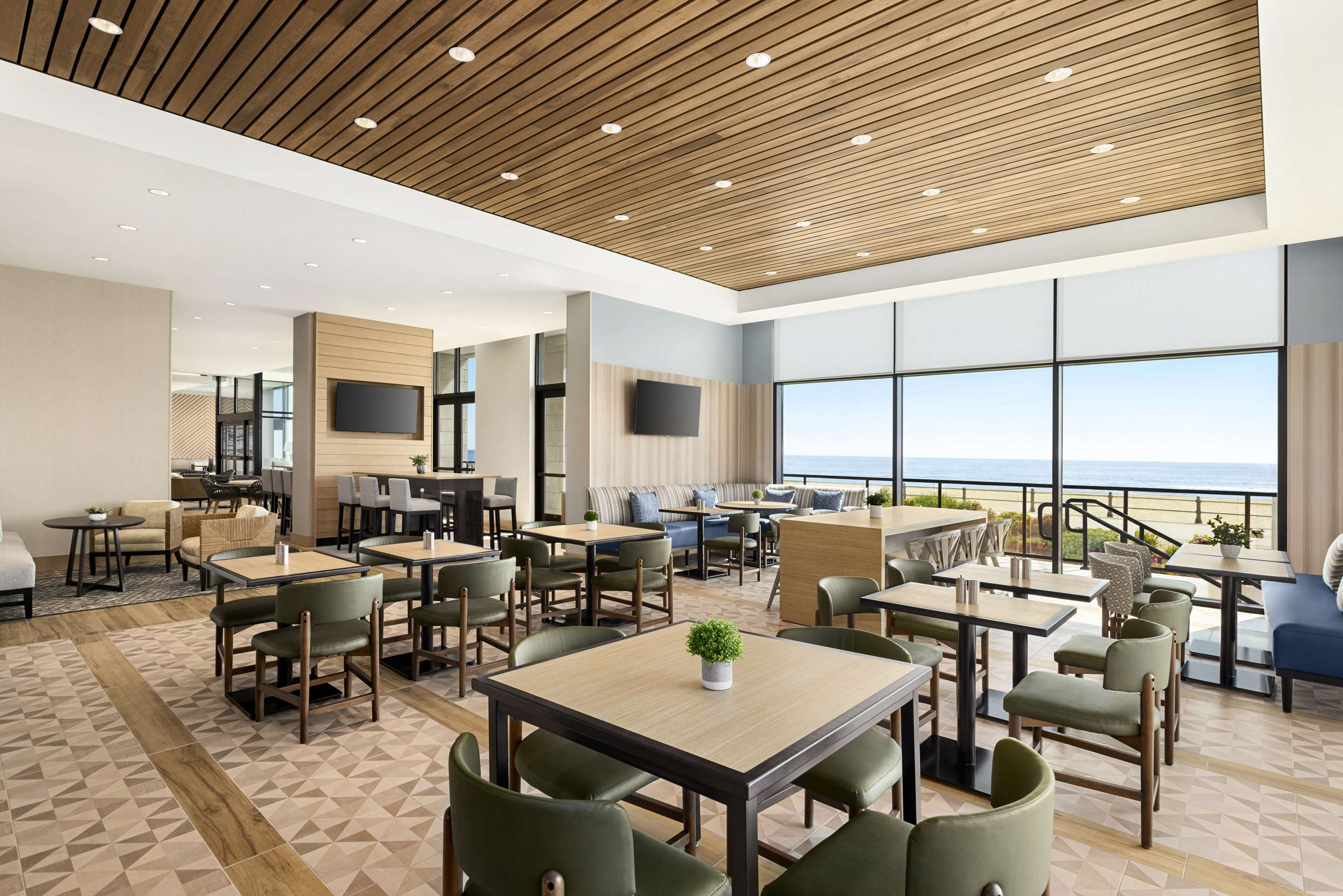 Restaurant | Marriott Virginia Beach Oceanfront Resort