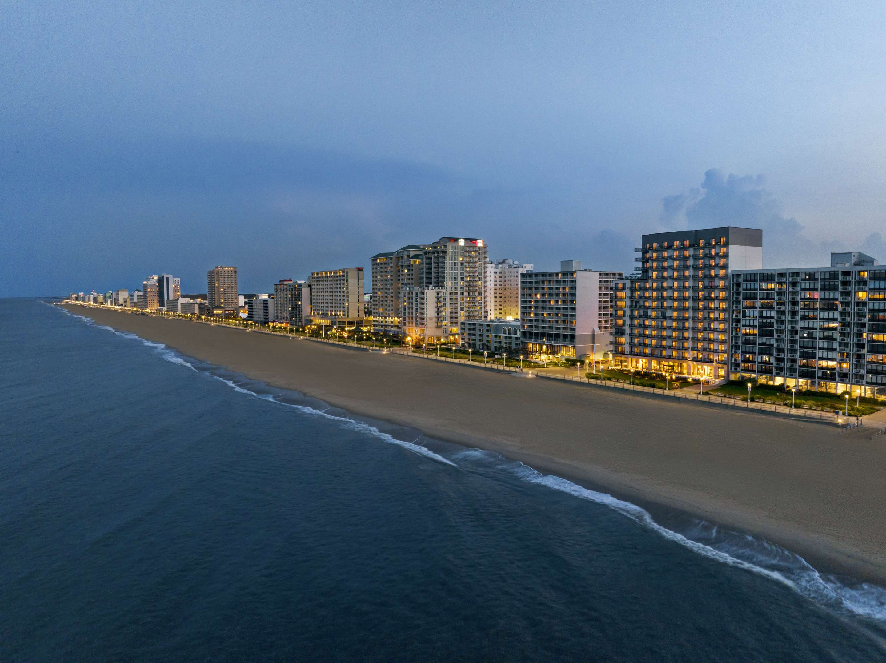 Beach | Marriott Virginia Beach Oceanfront Resort