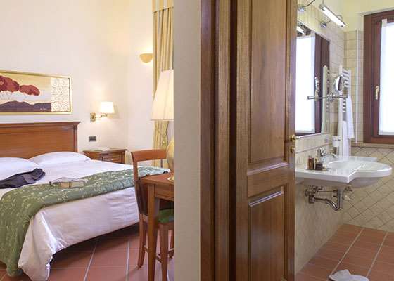 POPILIA COUNTRY RESORT-guestroom-Guest Room,On-Site.jpg