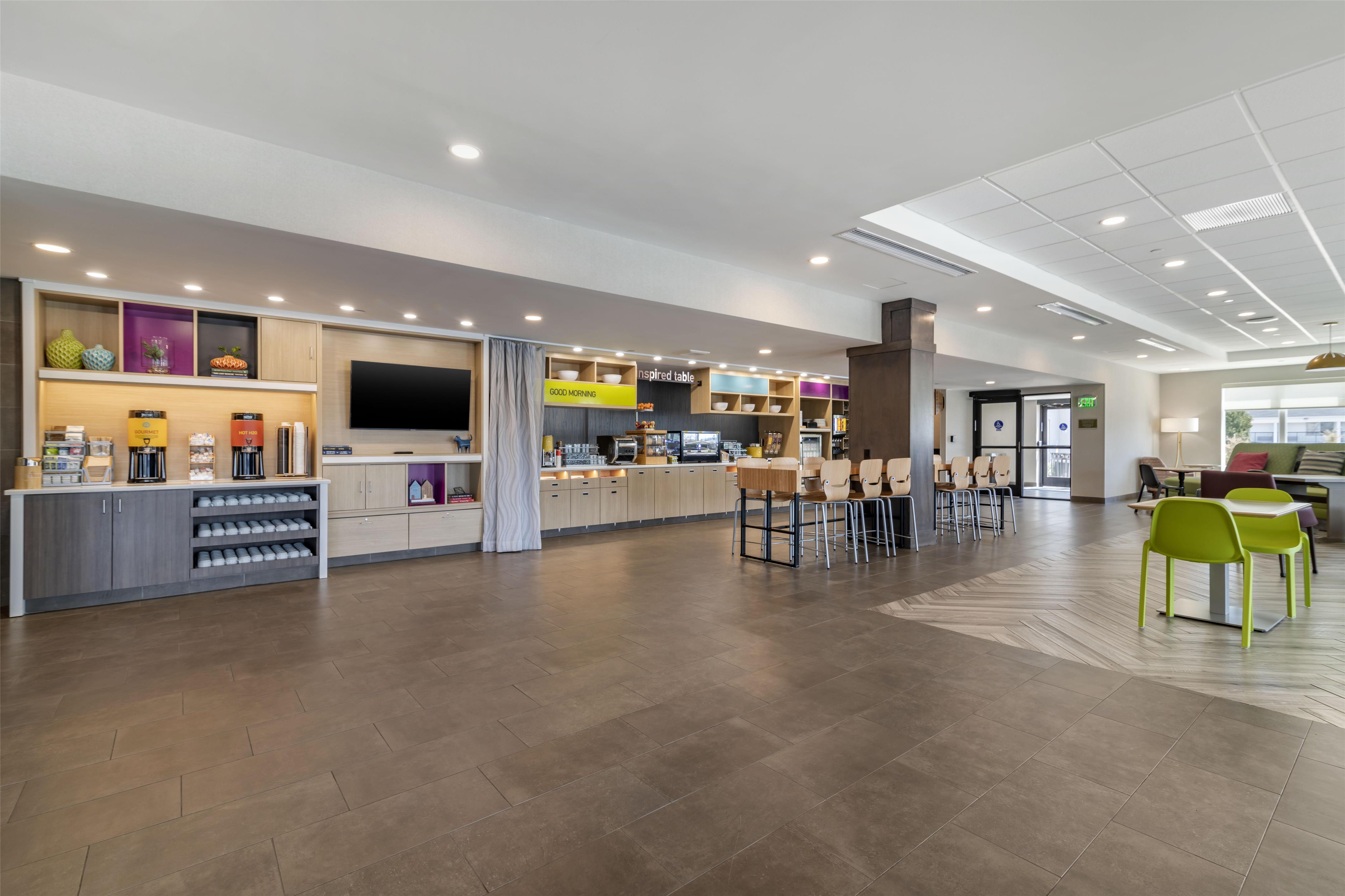Lobby | Home2 Suites by Hilton Bangor