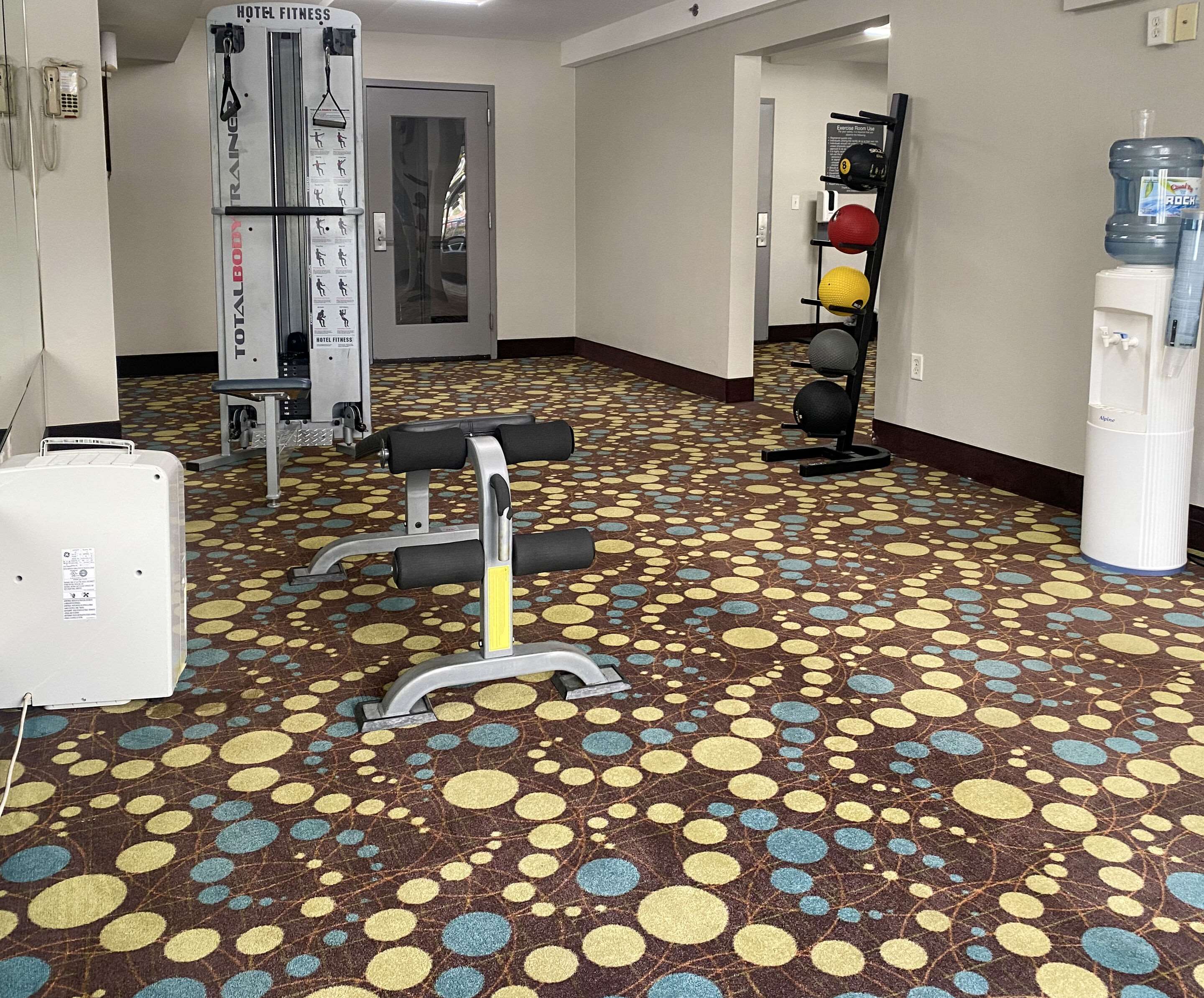 Fitness center | Hickory Inn
