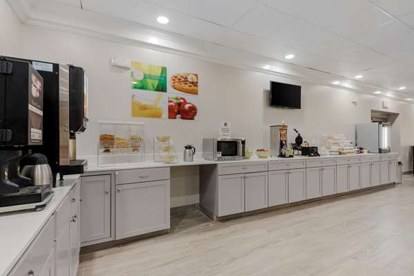 Amenities - Quality Inn New Hartford