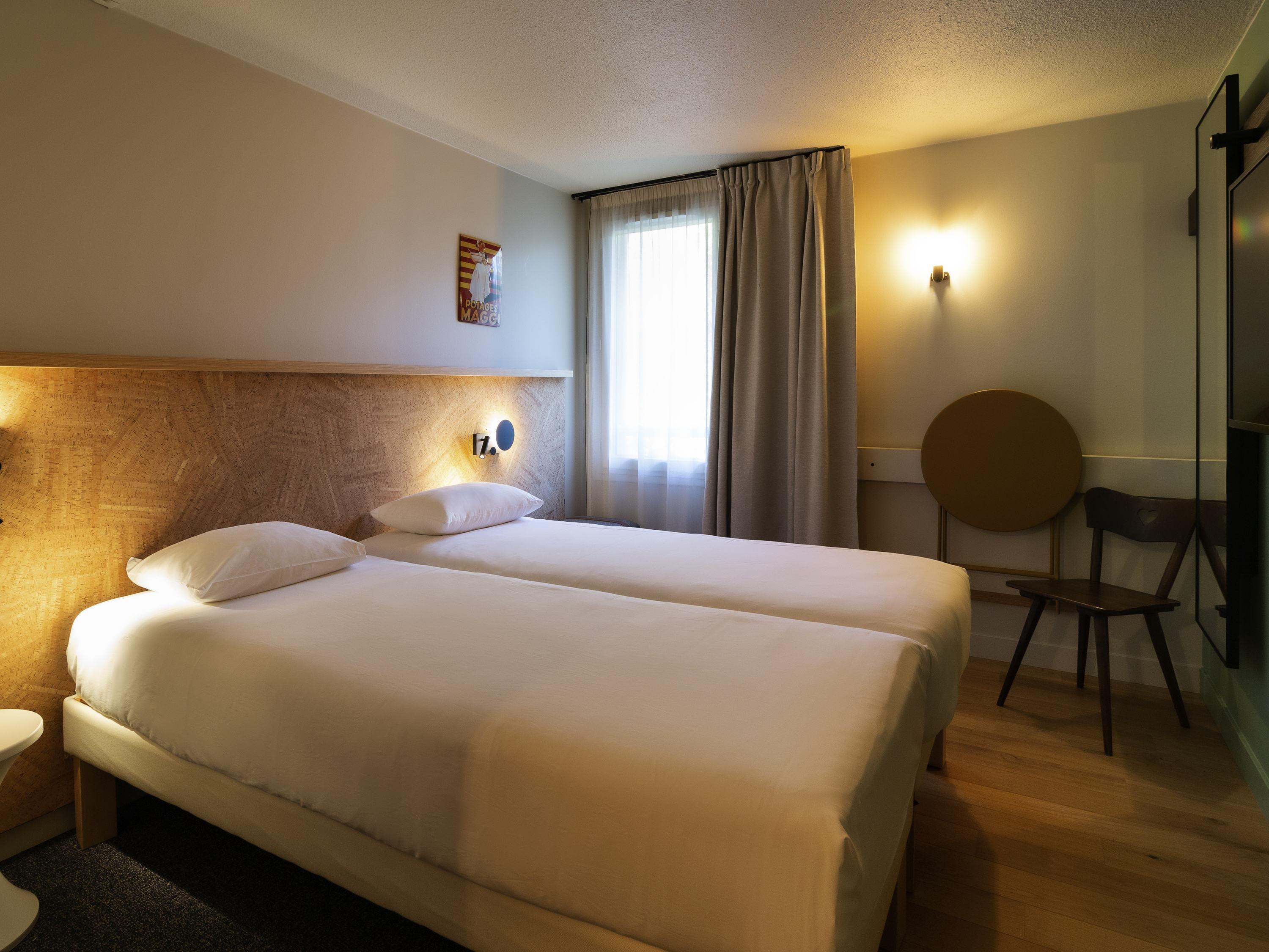 greet H Room Type - POP Room with 2 single beds