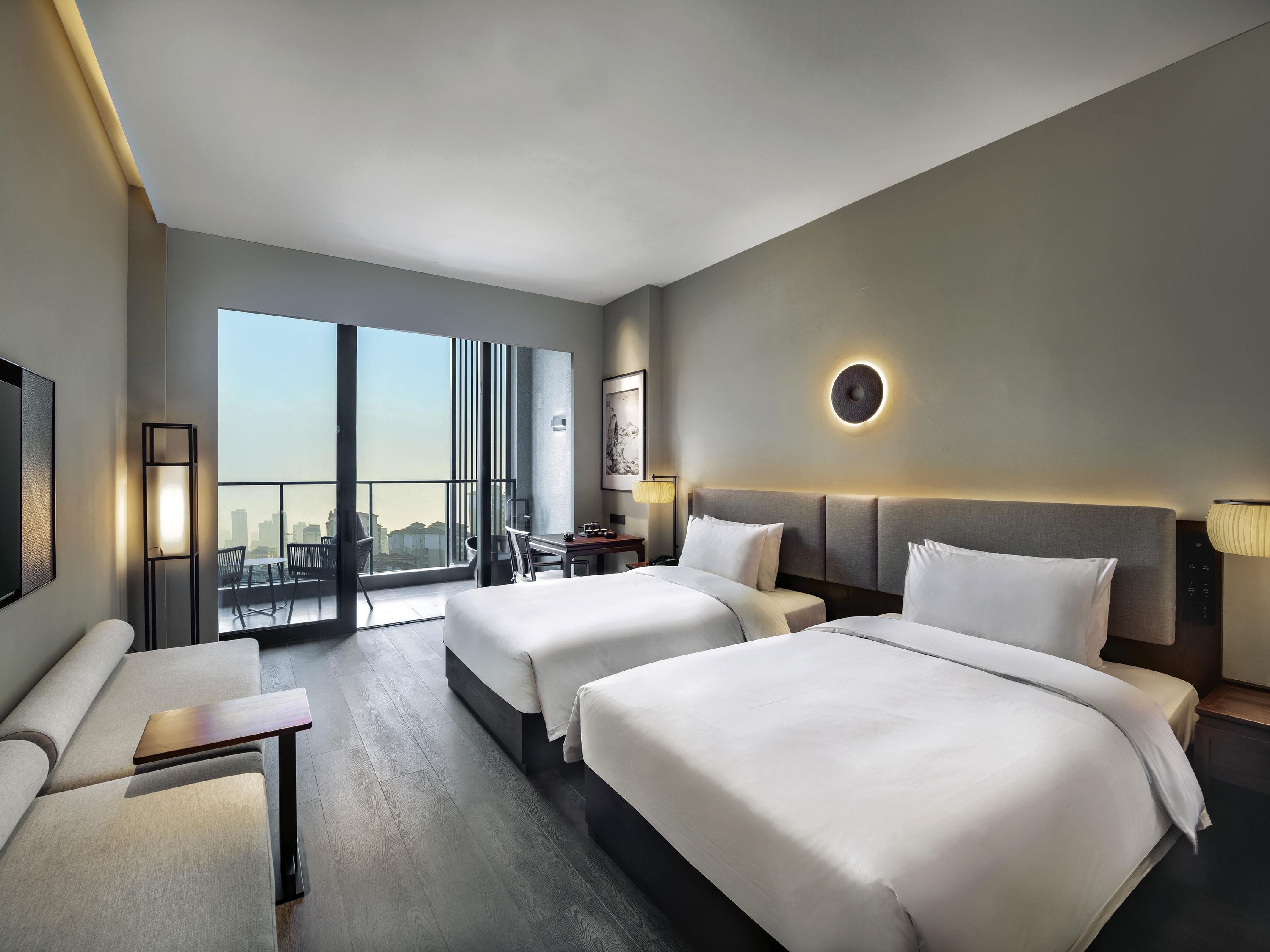 Pullman Nanchang Meiling Room Type - Classic Room, Two Single Beds, Mountain view