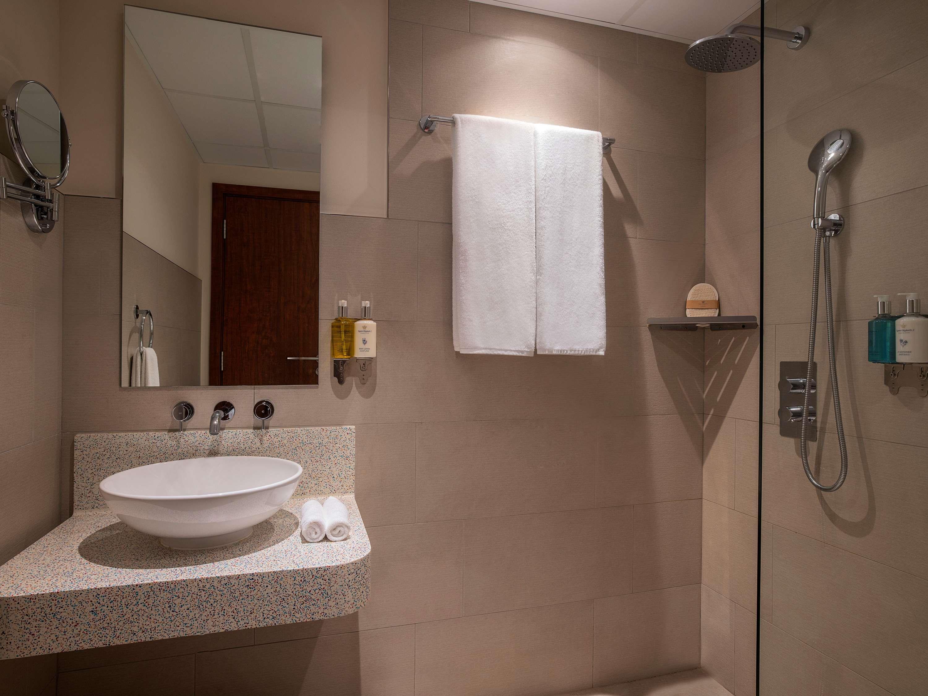 Queen Elizabeth 2 Room Type - standard room with one double bed Queen Elizabeth 2 Room Type - standard room with one double bed