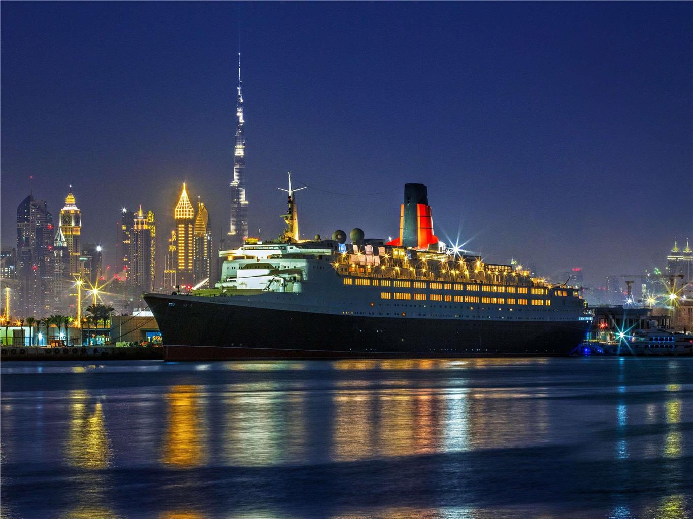 Queen Elizabeth 2 Floating Hotel