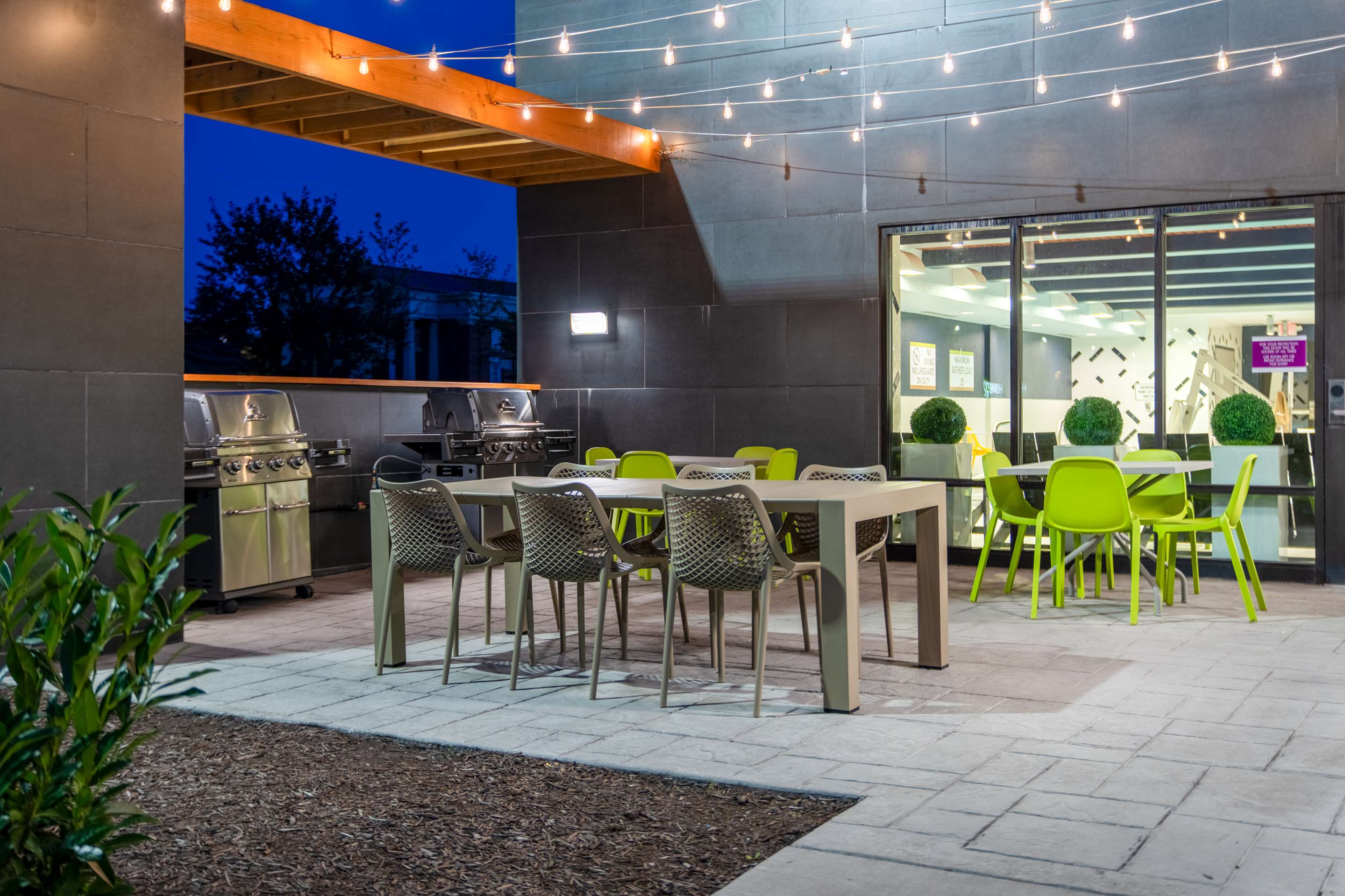 Restaurant | Home2 Suites by Hilton Fredericksburg South