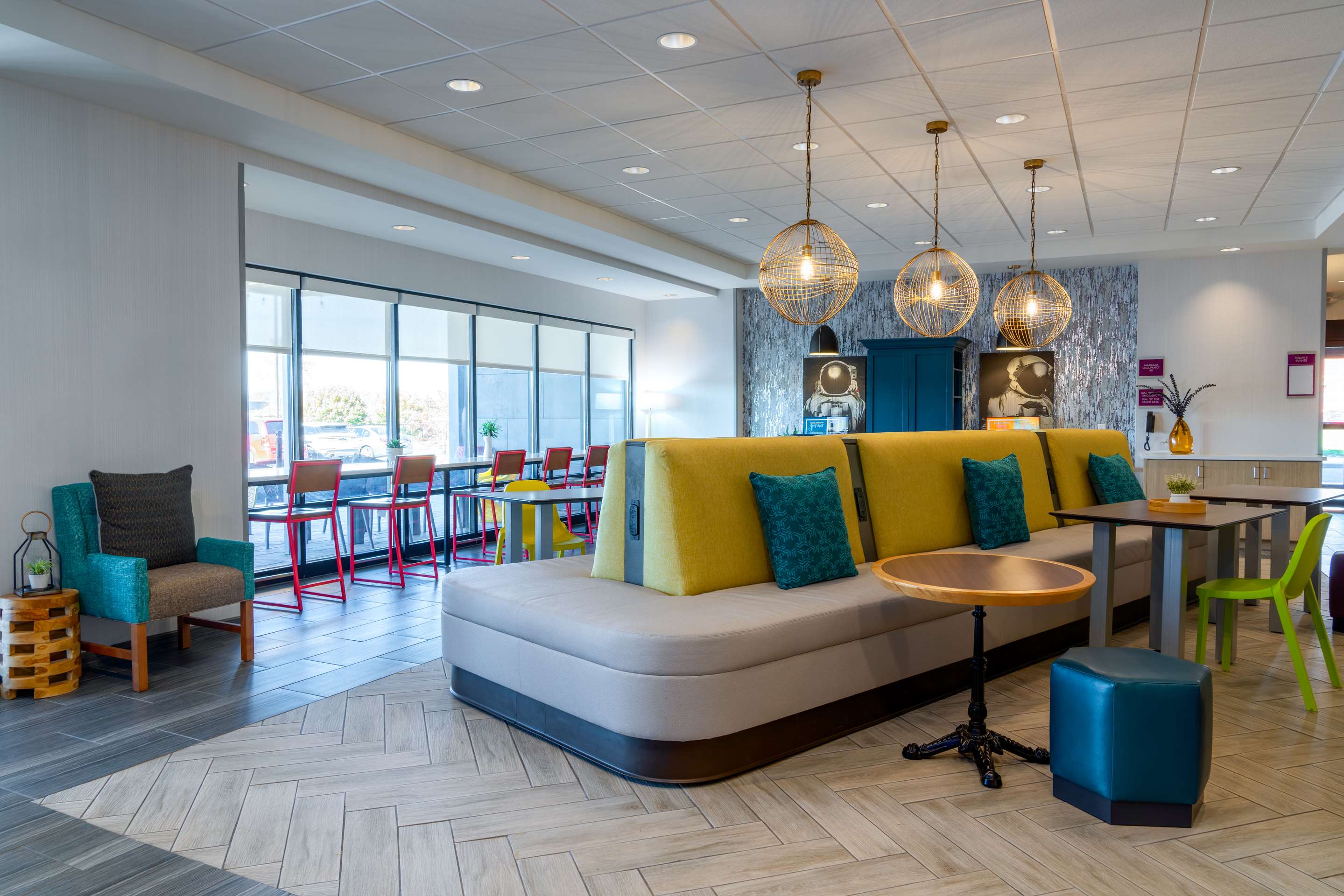 Lobby | Home2 Suites by Hilton Fredericksburg South