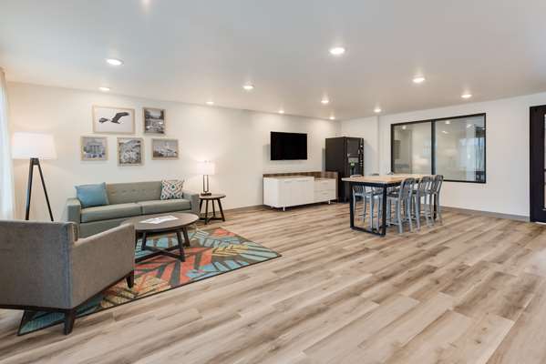  - WoodSpring Suites Meridian - I-84, Exit 46