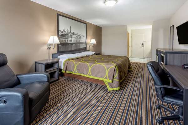  - Super 8 Hotel Missouri Valley - I-29, Exit 75
