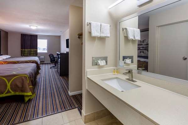  - Super 8 Hotel Missouri Valley - I-29, Exit 75