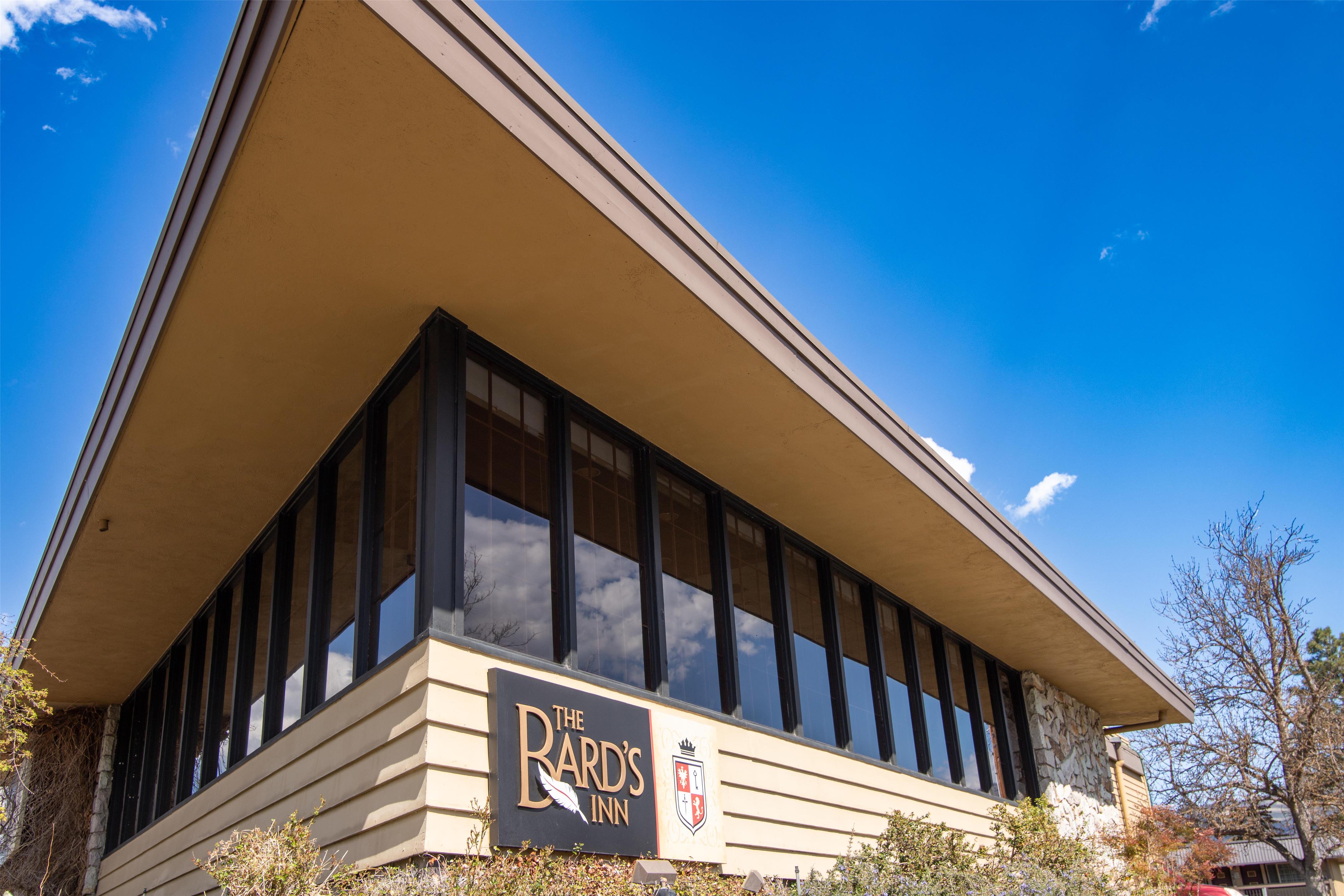 Breakfast Room Exterior | The Bard's Inn, BW Signature Collection by Best Western
