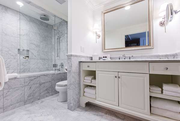  - Charleston Place Downtown Hotel